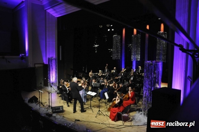 Zdjęcie w galerii na portalu naszraciborz.pl: W RCK zainaugurowano obchody 800-lecia Raciborza wiadomości z regionu