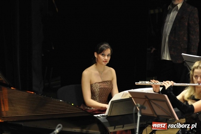 Zdjęcie w galerii na portalu naszraciborz.pl: W RCK zainaugurowano obchody 800-lecia Raciborza wiadomości z regionu