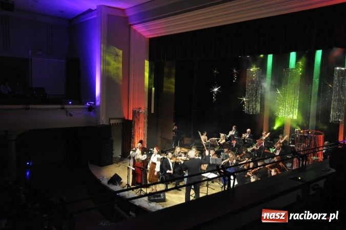 Zdjęcie w galerii na portalu naszraciborz.pl: W RCK zainaugurowano obchody 800-lecia Raciborza wiadomości z regionu