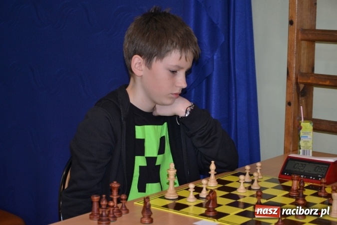 Zdjęcie w galerii na portalu naszraciborz.pl: VIII Międzynarodowy Turniej Szachowy w ZSO w Tworkowie wiadomości z regionu