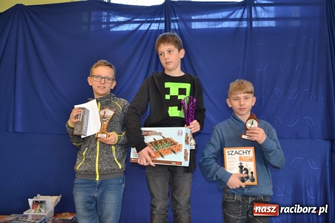 Zdjęcie w galerii na portalu naszraciborz.pl: VIII Międzynarodowy Turniej Szachowy w ZSO w Tworkowie wiadomości z regionu