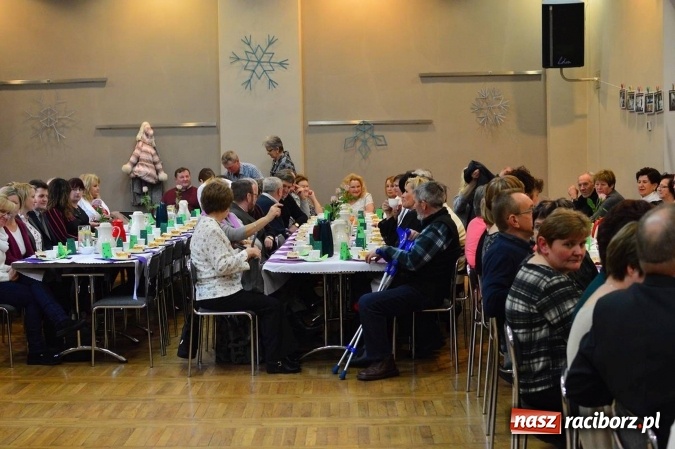 Zdjęcie w galerii na portalu naszraciborz.pl: Dzień Babci i Dziadka w bieńkowickim przedszkolu  wiadomości z regionu