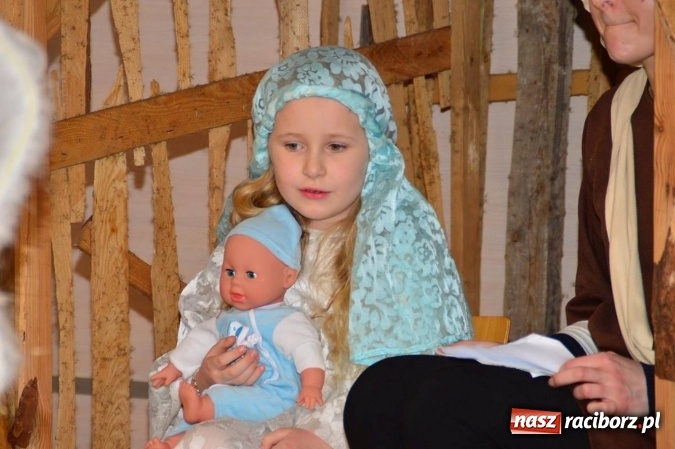 Zdjęcie w galerii na portalu naszraciborz.pl: Dzień Babci i Dziadka w bieńkowickim przedszkolu  wiadomości z regionu