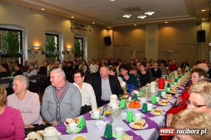 Zdjęcie w galerii na portalu naszraciborz.pl: Dzień Babci i Dziadka w bieńkowickim przedszkolu  wiadomości z regionu