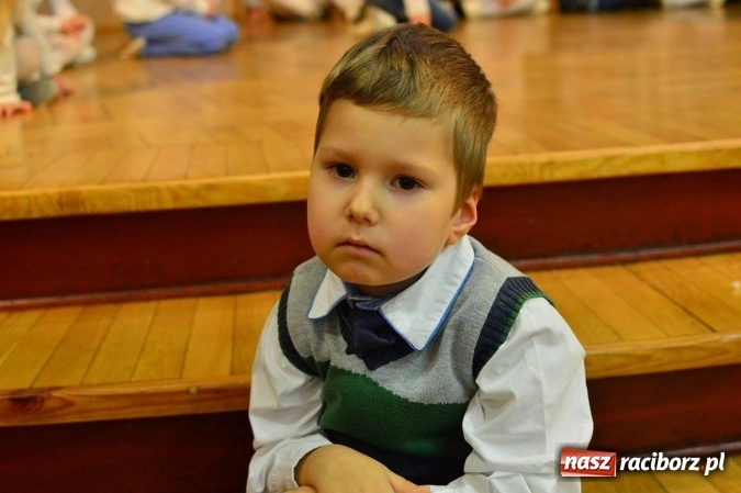 Zdjęcie w galerii na portalu naszraciborz.pl: Dzień Babci i Dziadka w bieńkowickim przedszkolu  wiadomości z regionu