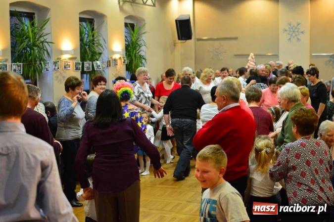 Zdjęcie w galerii na portalu naszraciborz.pl: Dzień Babci i Dziadka w bieńkowickim przedszkolu  wiadomości z regionu