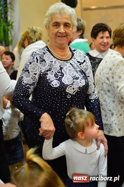Zdjęcie w galerii na portalu naszraciborz.pl: Dzień Babci i Dziadka w bieńkowickim przedszkolu  wiadomości z regionu