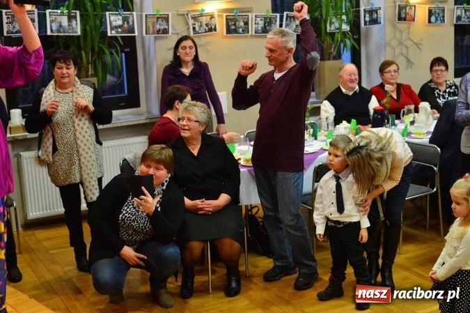 Zdjęcie w galerii na portalu naszraciborz.pl: Dzień Babci i Dziadka w bieńkowickim przedszkolu  wiadomości z regionu