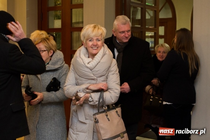 Zdjęcie w galerii na portalu naszraciborz.pl: Obsłużą was tak, jak na to zasłużyliście, czyli jak to starosta Winiarski skradł urodzinowe show prezydentowi Lenkowi wiadomości z regionu