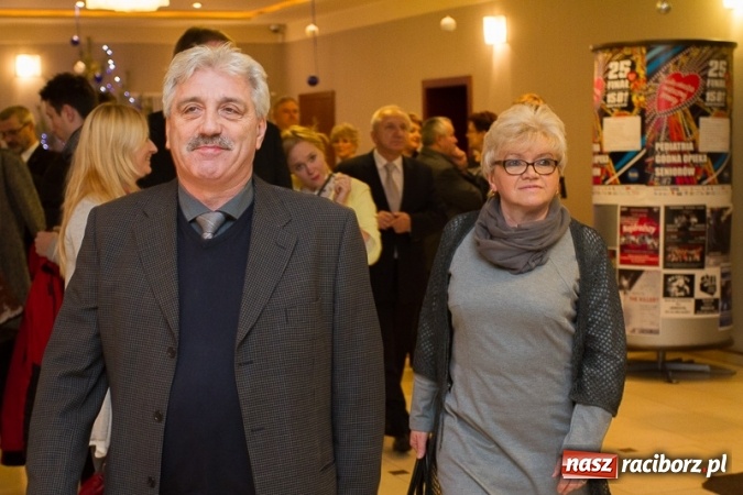 Zdjęcie w galerii na portalu naszraciborz.pl: Obsłużą was tak, jak na to zasłużyliście, czyli jak to starosta Winiarski skradł urodzinowe show prezydentowi Lenkowi wiadomości z regionu