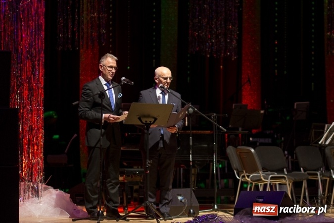 Zdjęcie w galerii na portalu naszraciborz.pl: Obsłużą was tak, jak na to zasłużyliście, czyli jak to starosta Winiarski skradł urodzinowe show prezydentowi Lenkowi wiadomości z regionu