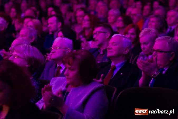 Zdjęcie w galerii na portalu naszraciborz.pl: Obsłużą was tak, jak na to zasłużyliście, czyli jak to starosta Winiarski skradł urodzinowe show prezydentowi Lenkowi wiadomości z regionu