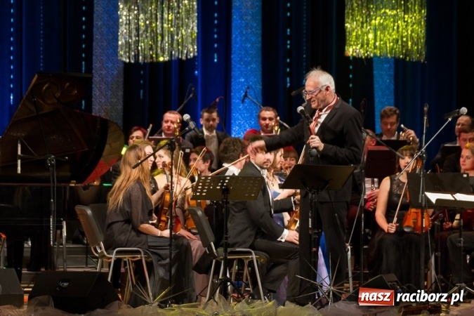 Zdjęcie w galerii na portalu naszraciborz.pl: Obsłużą was tak, jak na to zasłużyliście, czyli jak to starosta Winiarski skradł urodzinowe show prezydentowi Lenkowi wiadomości z regionu