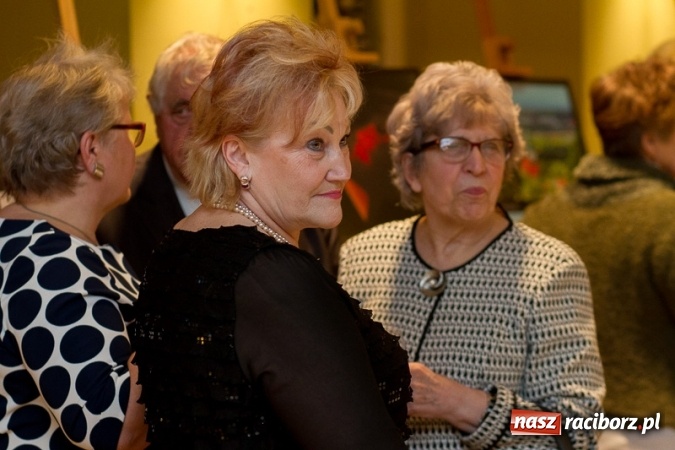 Zdjęcie w galerii na portalu naszraciborz.pl: Obsłużą was tak, jak na to zasłużyliście, czyli jak to starosta Winiarski skradł urodzinowe show prezydentowi Lenkowi wiadomości z regionu