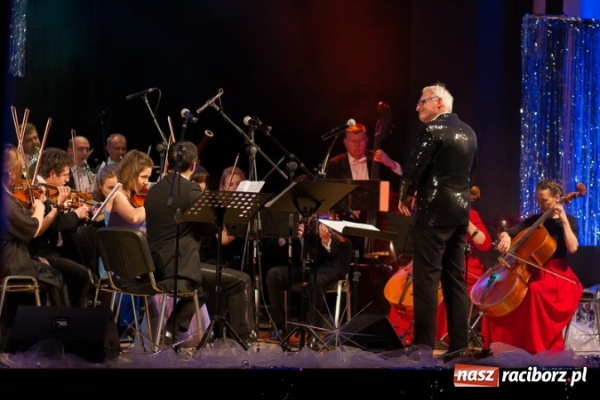 Zdjęcie w galerii na portalu naszraciborz.pl: Obsłużą was tak, jak na to zasłużyliście, czyli jak to starosta Winiarski skradł urodzinowe show prezydentowi Lenkowi wiadomości z regionu