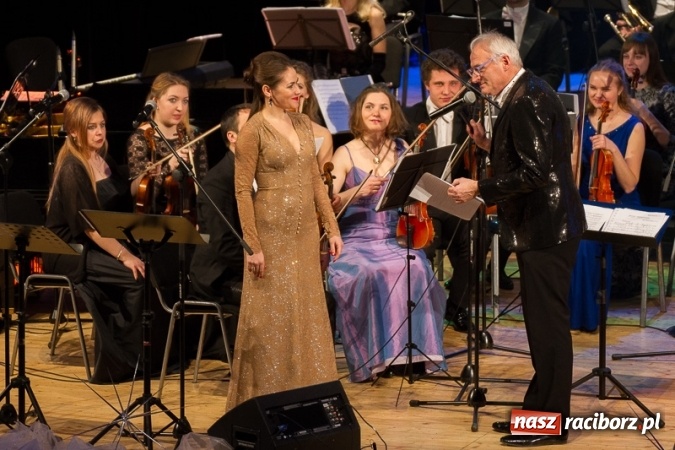 Zdjęcie w galerii na portalu naszraciborz.pl: Obsłużą was tak, jak na to zasłużyliście, czyli jak to starosta Winiarski skradł urodzinowe show prezydentowi Lenkowi wiadomości z regionu