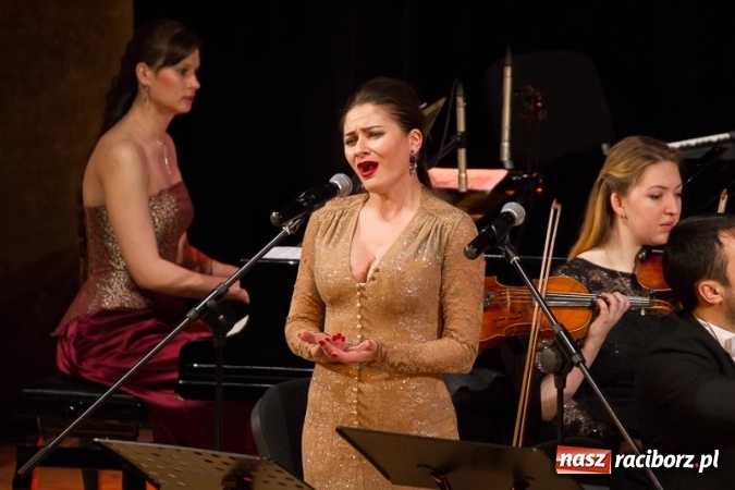 Zdjęcie w galerii na portalu naszraciborz.pl: Obsłużą was tak, jak na to zasłużyliście, czyli jak to starosta Winiarski skradł urodzinowe show prezydentowi Lenkowi wiadomości z regionu