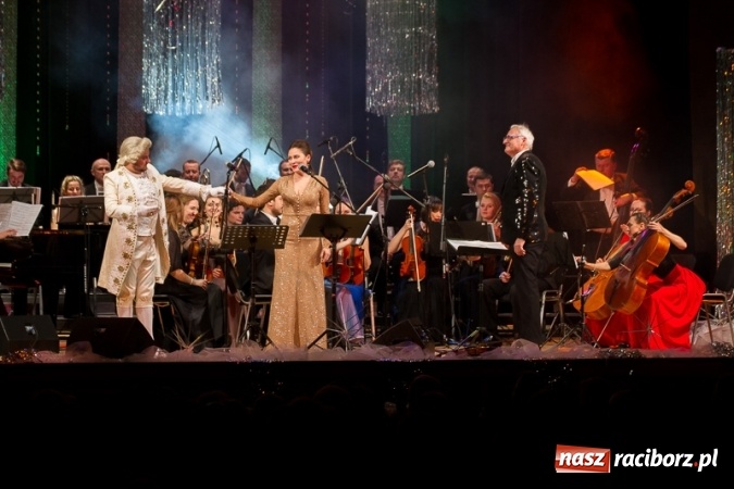 Zdjęcie w galerii na portalu naszraciborz.pl: Obsłużą was tak, jak na to zasłużyliście, czyli jak to starosta Winiarski skradł urodzinowe show prezydentowi Lenkowi wiadomości z regionu