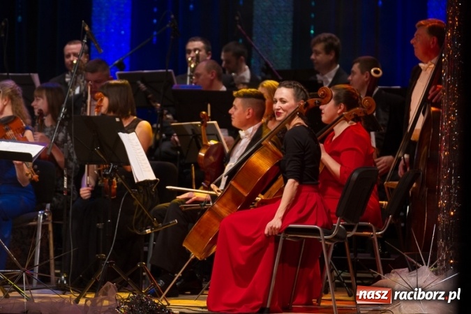 Zdjęcie w galerii na portalu naszraciborz.pl: Obsłużą was tak, jak na to zasłużyliście, czyli jak to starosta Winiarski skradł urodzinowe show prezydentowi Lenkowi wiadomości z regionu