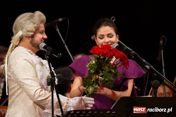 Zdjęcie w galerii na portalu naszraciborz.pl: Obsłużą was tak, jak na to zasłużyliście, czyli jak to starosta Winiarski skradł urodzinowe show prezydentowi Lenkowi wiadomości z regionu