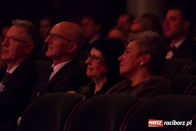 Zdjęcie w galerii na portalu naszraciborz.pl: Obsłużą was tak, jak na to zasłużyliście, czyli jak to starosta Winiarski skradł urodzinowe show prezydentowi Lenkowi wiadomości z regionu