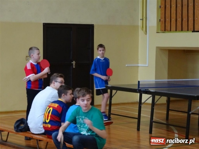Zdjęcie w galerii na portalu naszraciborz.pl: Turniej tenisa stołowego w Nędzy wiadomości z regionu