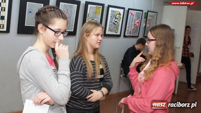 Zdjęcie w galerii na portalu naszraciborz.pl: Eksperymentalna Noc dla gimnazjalist&oacute;w w bibliotece za nami! wiadomości z regionu