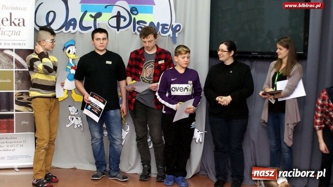 Zdjęcie w galerii na portalu naszraciborz.pl: Eksperymentalna Noc dla gimnazjalist&oacute;w w bibliotece za nami! wiadomości z regionu