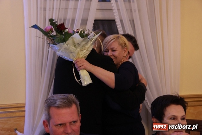 Zdjęcie w galerii na portalu naszraciborz.pl: Trzecia studniówka CKZiU nr 1. Maturzyści bawią się w Pogrzebieniu FOTO i WIDEO wiadomości z regionu