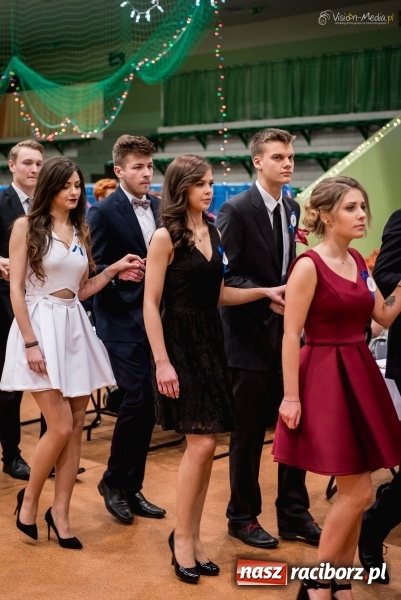Zdjęcie w galerii na portalu naszraciborz.pl: Bal maturalny Kasprowicza tradycyjnie w Arenie Rafako FOTO i WIDEO wiadomości z regionu
