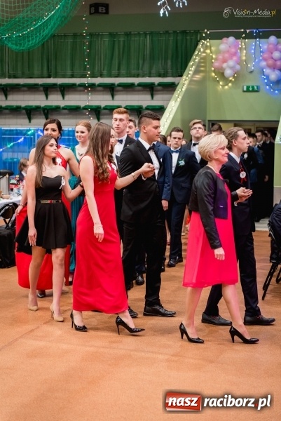 Zdjęcie w galerii na portalu naszraciborz.pl: Bal maturalny Kasprowicza tradycyjnie w Arenie Rafako FOTO i WIDEO wiadomości z regionu