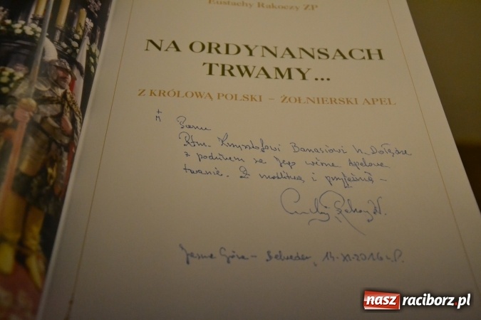 Zdjęcie w galerii na portalu naszraciborz.pl: Hej, szable w dłoń, czyli wernisaż wystawy białej broni - szabli na Zamku Piastowskim wiadomości z regionu
