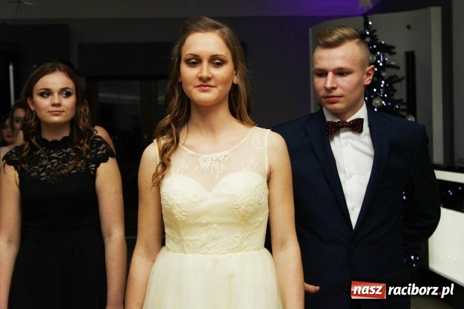 Zdjęcie w galerii na portalu naszraciborz.pl: Sezon studniówkowy trwa - dziś w Bravo bawi się Mechanik FOTO i WIDEO wiadomości z regionu