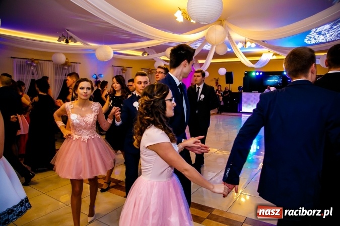 Zdjęcie w galerii na portalu naszraciborz.pl: Gastronomicy, hotelarze i technicy analitycy na studniówce w Anielskim Młynie  wiadomości z regionu