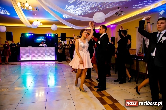 Zdjęcie w galerii na portalu naszraciborz.pl: Gastronomicy, hotelarze i technicy analitycy na studniówce w Anielskim Młynie  wiadomości z regionu