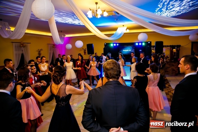 Zdjęcie w galerii na portalu naszraciborz.pl: Gastronomicy, hotelarze i technicy analitycy na studniówce w Anielskim Młynie  wiadomości z regionu