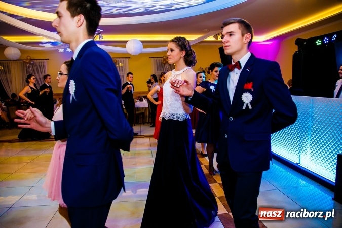 Zdjęcie w galerii na portalu naszraciborz.pl: Gastronomicy, hotelarze i technicy analitycy na studniówce w Anielskim Młynie  wiadomości z regionu