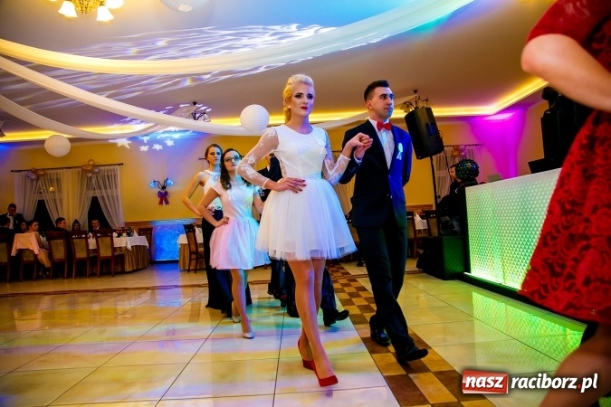 Zdjęcie w galerii na portalu naszraciborz.pl: Gastronomicy, hotelarze i technicy analitycy na studniówce w Anielskim Młynie  wiadomości z regionu