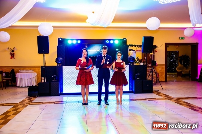 Zdjęcie w galerii na portalu naszraciborz.pl: Gastronomicy, hotelarze i technicy analitycy na studniówce w Anielskim Młynie  wiadomości z regionu