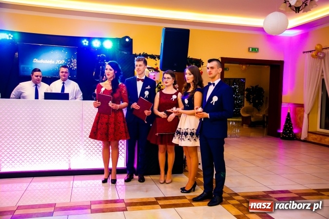 Zdjęcie w galerii na portalu naszraciborz.pl: Gastronomicy, hotelarze i technicy analitycy na studniówce w Anielskim Młynie  wiadomości z regionu