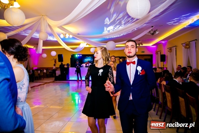 Zdjęcie w galerii na portalu naszraciborz.pl: Gastronomicy, hotelarze i technicy analitycy na studniówce w Anielskim Młynie  wiadomości z regionu