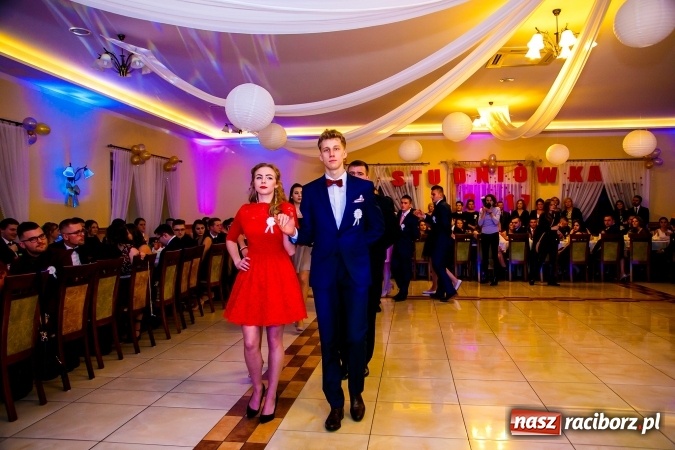 Zdjęcie w galerii na portalu naszraciborz.pl: Gastronomicy, hotelarze i technicy analitycy na studniówce w Anielskim Młynie  wiadomości z regionu