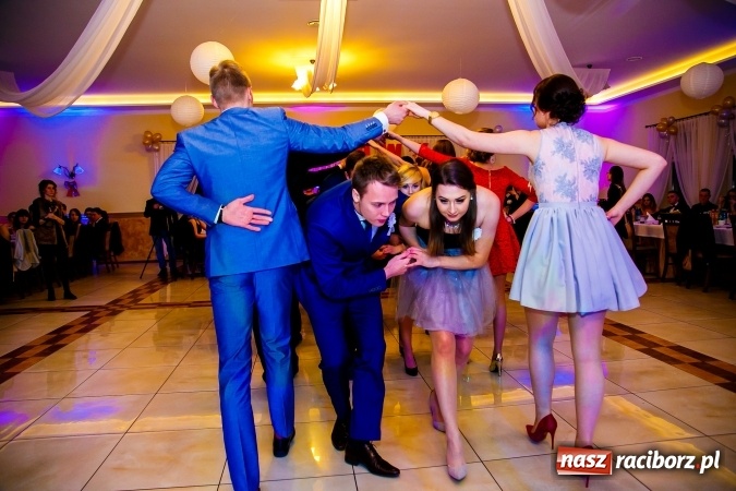 Zdjęcie w galerii na portalu naszraciborz.pl: Gastronomicy, hotelarze i technicy analitycy na studniówce w Anielskim Młynie  wiadomości z regionu