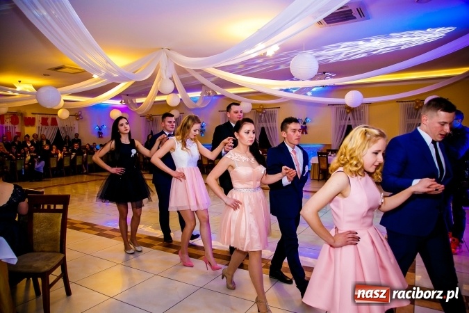 Zdjęcie w galerii na portalu naszraciborz.pl: Gastronomicy, hotelarze i technicy analitycy na studniówce w Anielskim Młynie  wiadomości z regionu