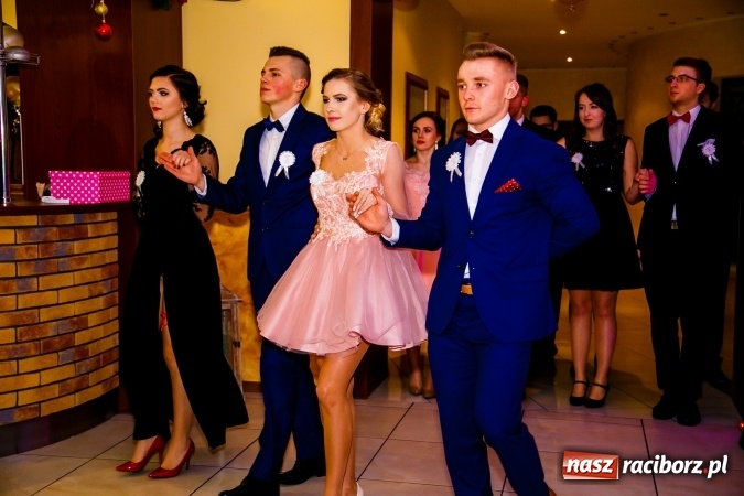 Zdjęcie w galerii na portalu naszraciborz.pl: Gastronomicy, hotelarze i technicy analitycy na studniówce w Anielskim Młynie  wiadomości z regionu