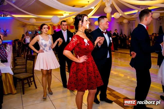 Zdjęcie w galerii na portalu naszraciborz.pl: Gastronomicy, hotelarze i technicy analitycy na studniówce w Anielskim Młynie  wiadomości z regionu