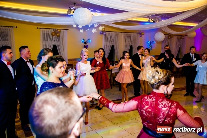 Zdjęcie w galerii na portalu naszraciborz.pl: Gastronomicy, hotelarze i technicy analitycy na studniówce w Anielskim Młynie  wiadomości z regionu