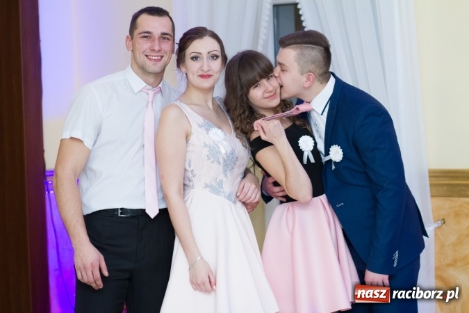 Zdjęcie w galerii na portalu naszraciborz.pl: Gastronomicy, hotelarze i technicy analitycy na studniówce w Anielskim Młynie  wiadomości z regionu