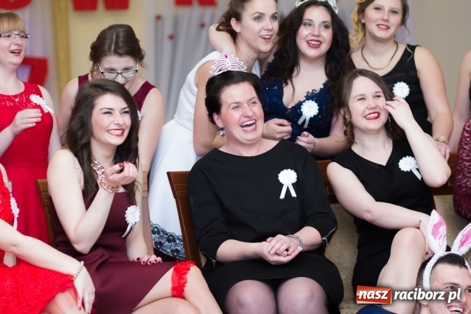 Zdjęcie w galerii na portalu naszraciborz.pl: Gastronomicy, hotelarze i technicy analitycy na studniówce w Anielskim Młynie  wiadomości z regionu