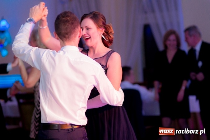 Zdjęcie w galerii na portalu naszraciborz.pl: Gastronomicy, hotelarze i technicy analitycy na studniówce w Anielskim Młynie  wiadomości z regionu